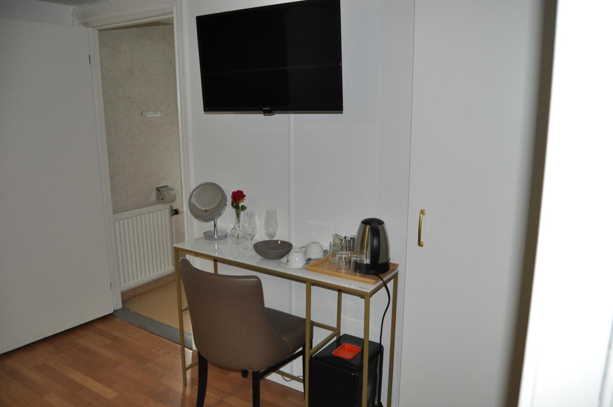 Langstorp 200 Gaesthem I Hoeoer Vaenster 外观 照片