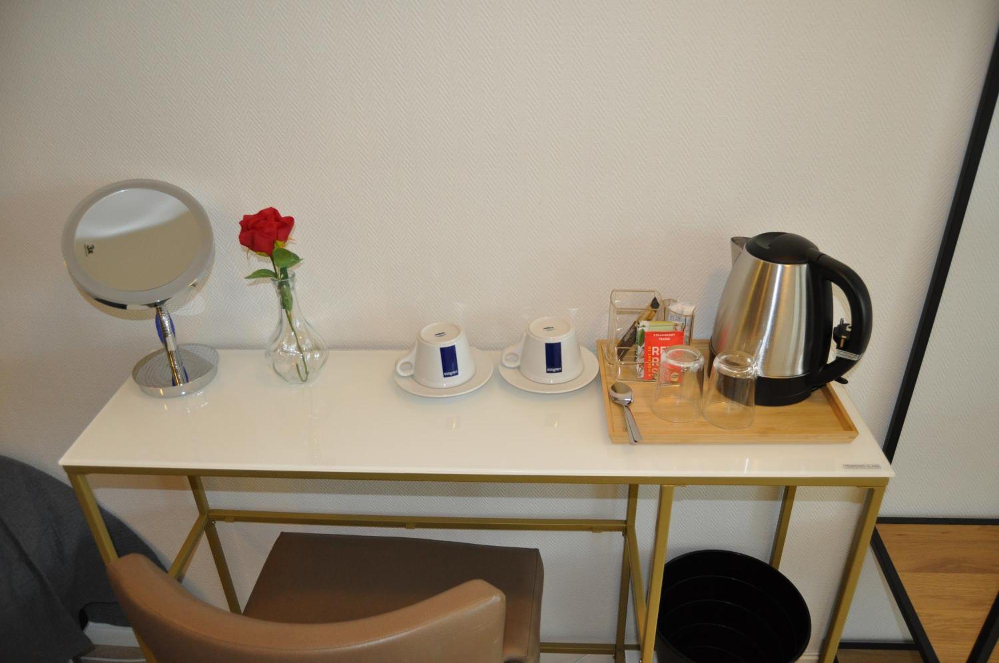 Langstorp 200 Gaesthem I Hoeoer Vaenster 外观 照片